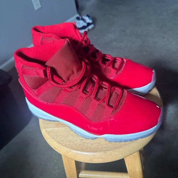 Retro Jordans - Picture 3 of 16